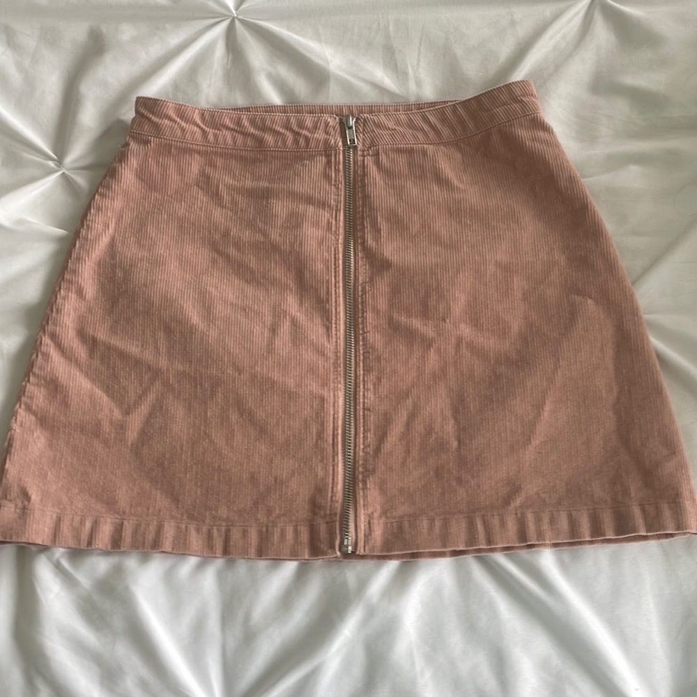 pink mini skirt